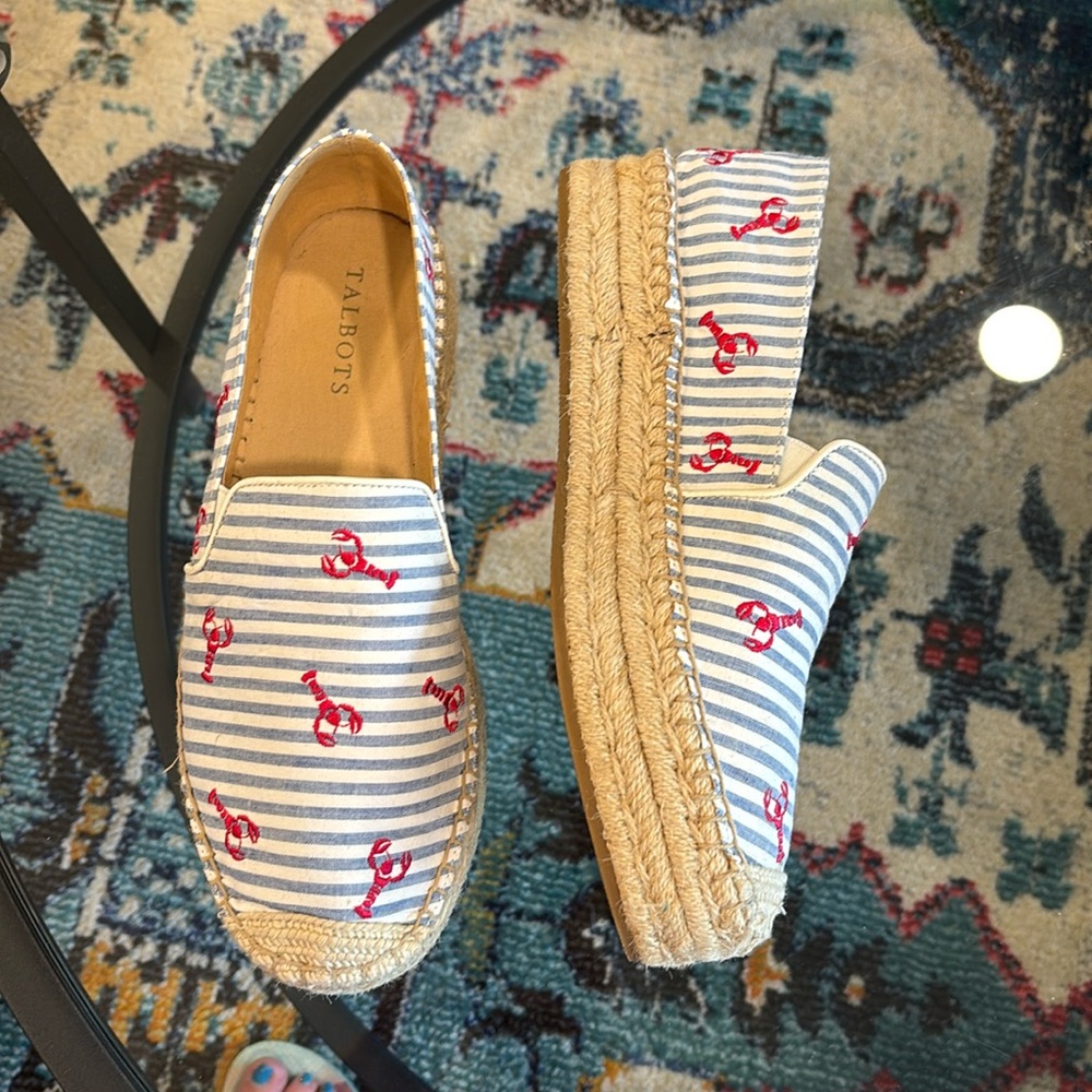 Talbots platform espadrilles seersucker with lobsters 9.5